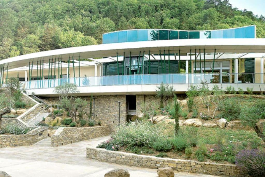 Le Bousquet-d'Orb Charmant T3 En Plein Centre Du Bousquet-D'Orb מראה חיצוני תמונה